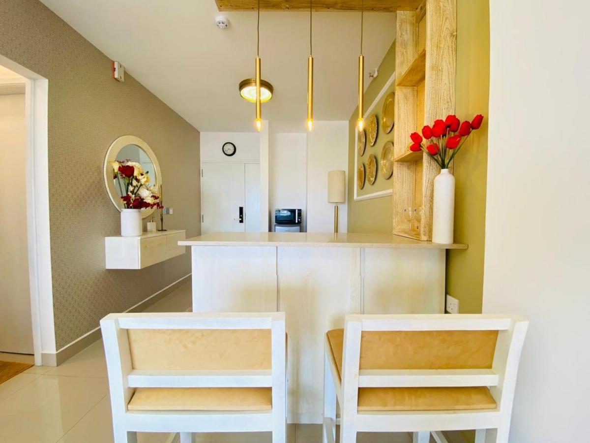 נגומבו Ocean Breeze - Udaya Luxury Apartments מראה חיצוני תמונה