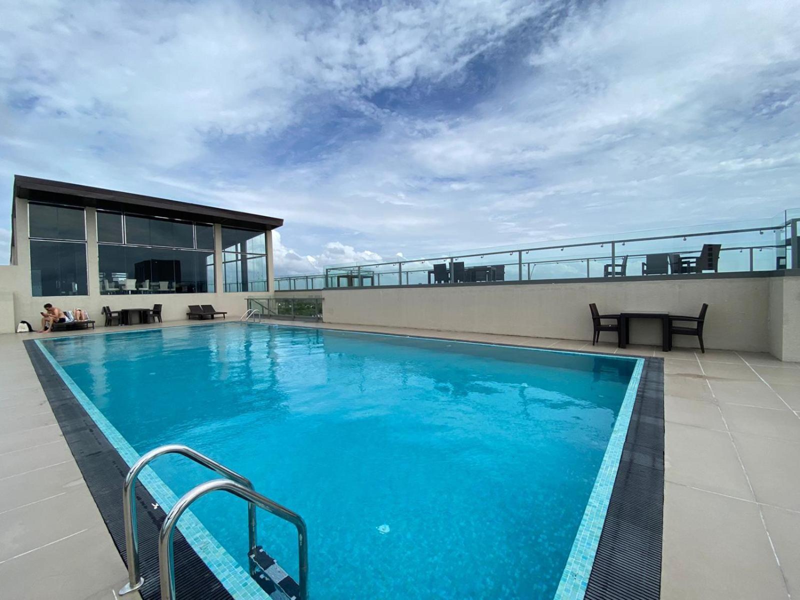 נגומבו Ocean Breeze - Udaya Luxury Apartments מראה חיצוני תמונה